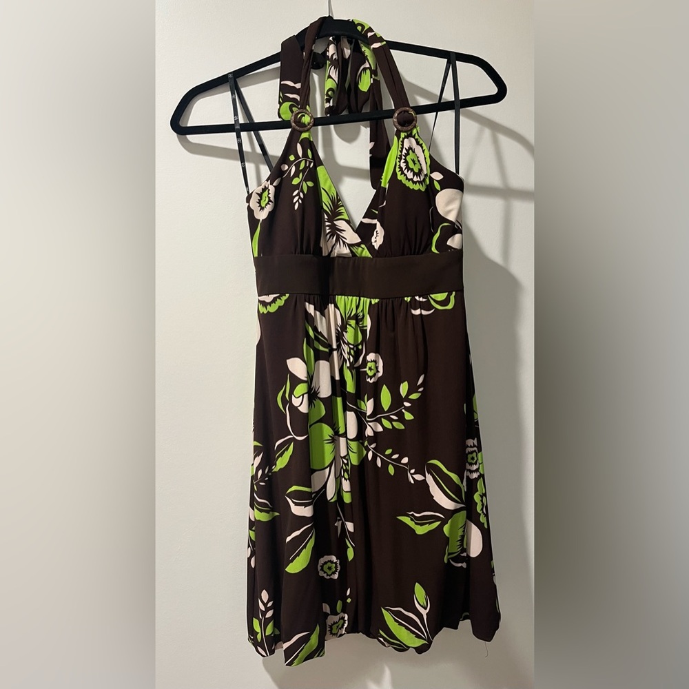 Cute dress only worn once for a party.